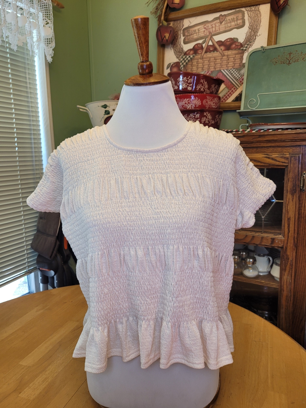 Women's Cream Smocked Peplum Short-Sleeve Top